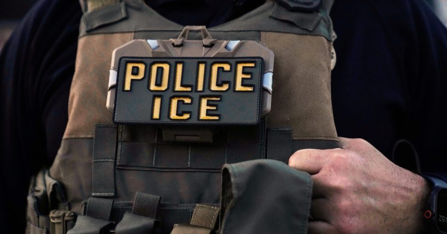 Person taken into ICE custody after St. Charles police chase