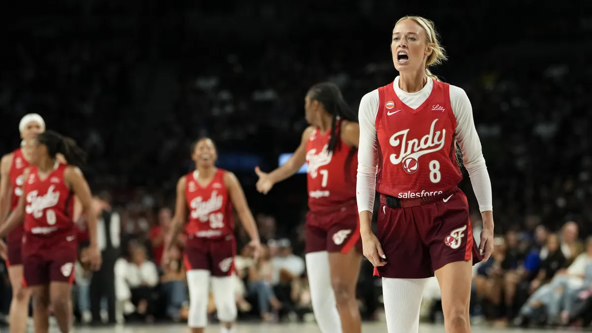 Sophie Cunningham's vulgar trash talk sums up emphatic Fever rout of Aces