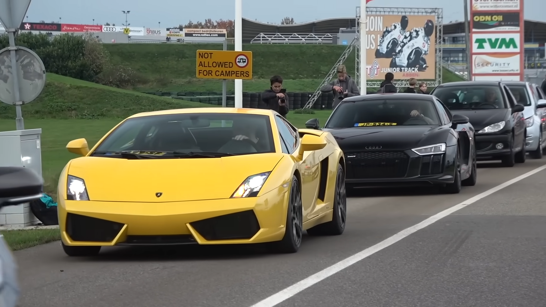 Karen lost control at this car meet - caught on camera