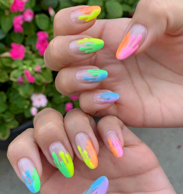 19 Women Showed Their Summer Manicures and Proved That Nail Art Is Pure Joy at Any Age
