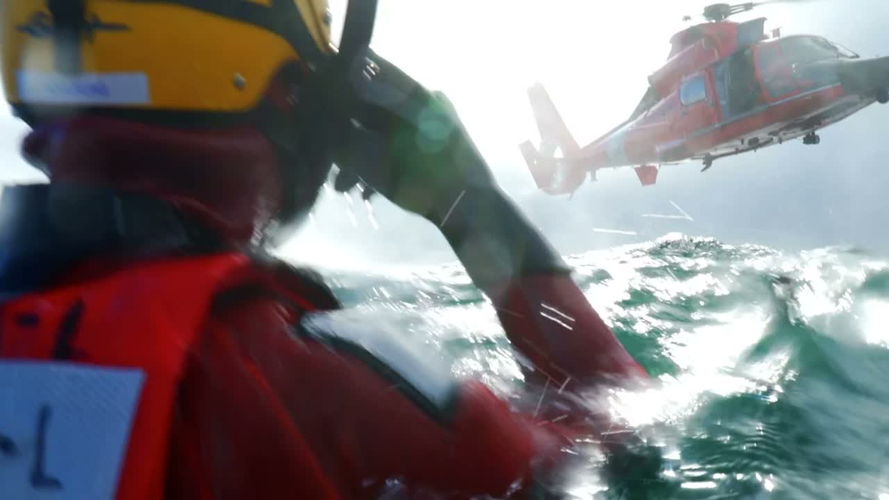Watch US rescue swimmers jump into 100+ mph chaos - "Pure terror"