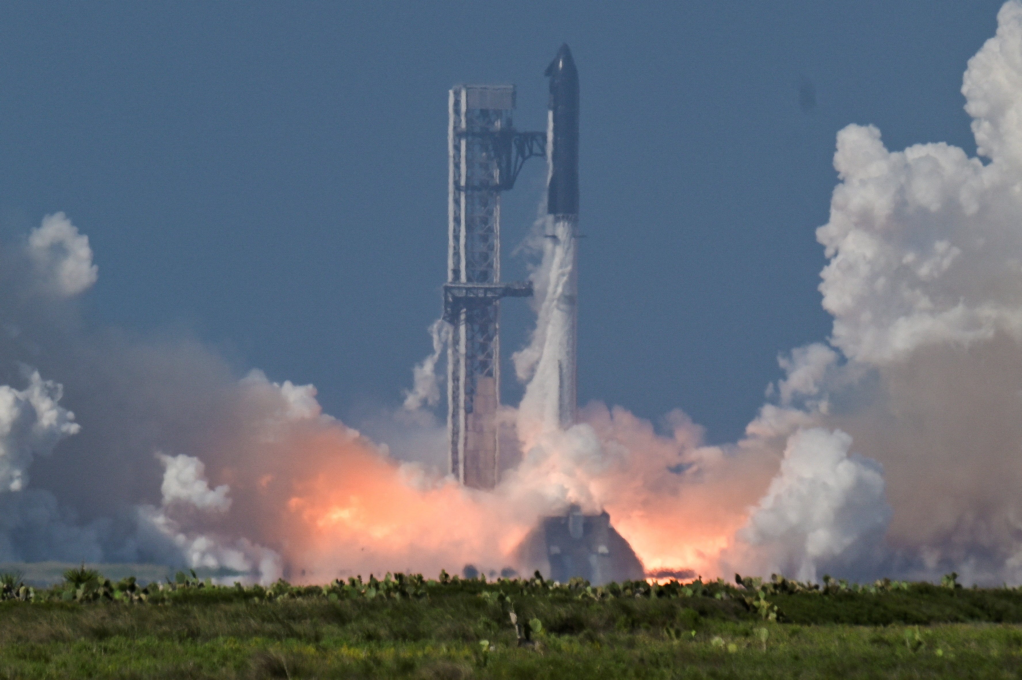 SpaceX to launch Starship again as next Artemis moon mission looms