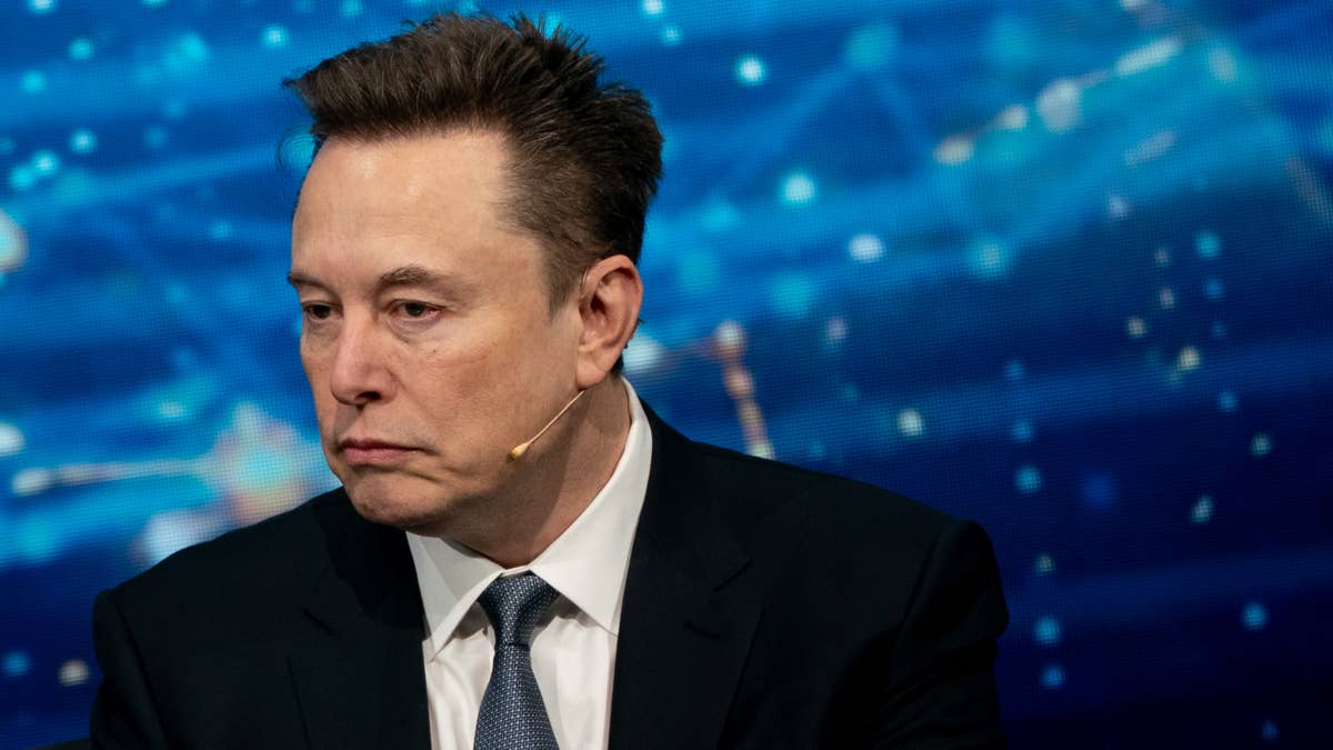 Elon Musk's startling claim to SpaceX investors
