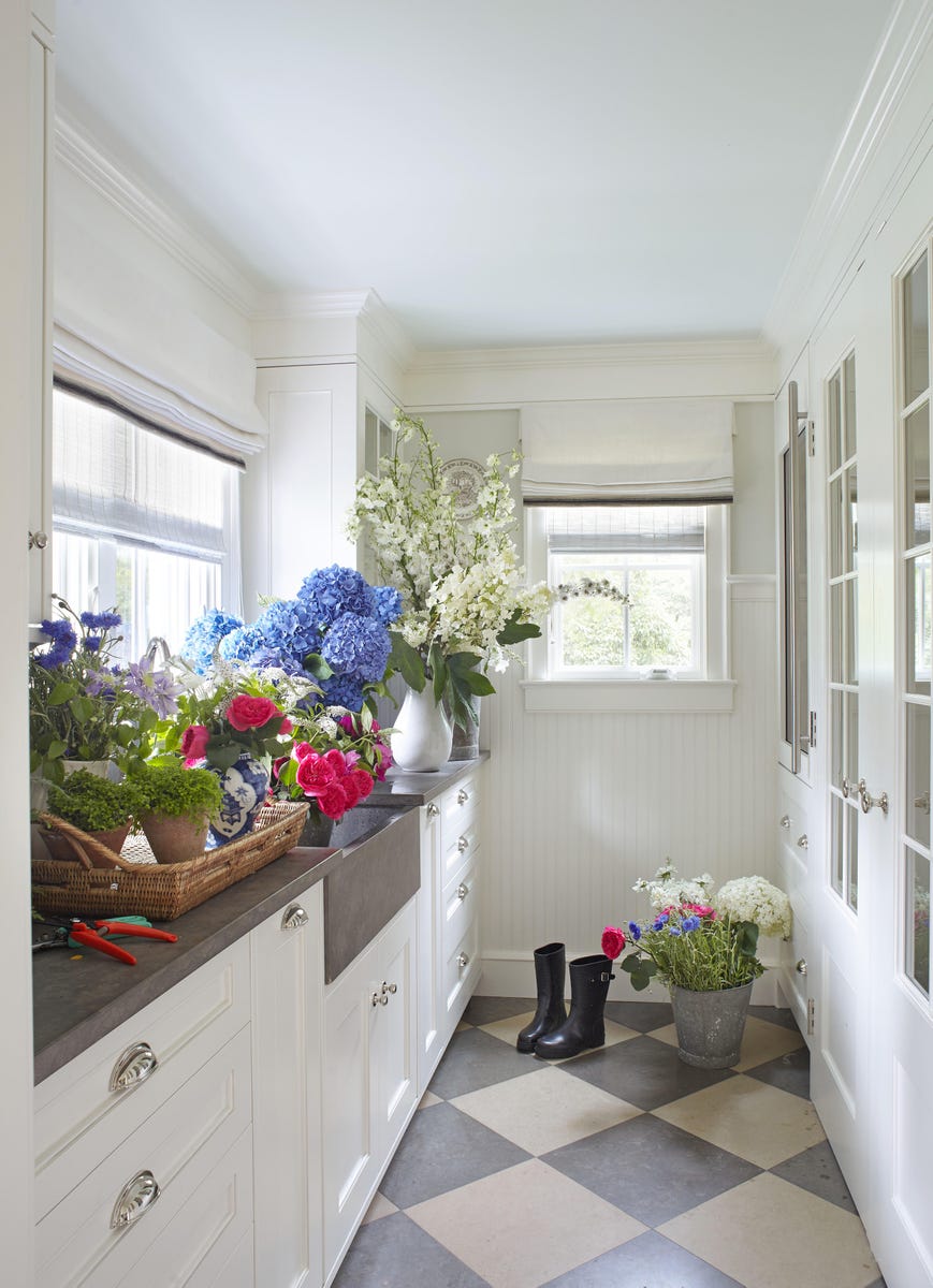 whealon-connecticut-butlers-pantry.jpg
