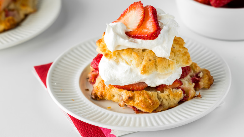 The Best Way To Make Strawberry Shortcake Ahead Of Time