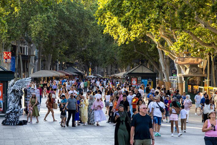 Ações buscam recuperar Las Ramblas como espaço também para os moradores Foto: Edu Bayer/NYT