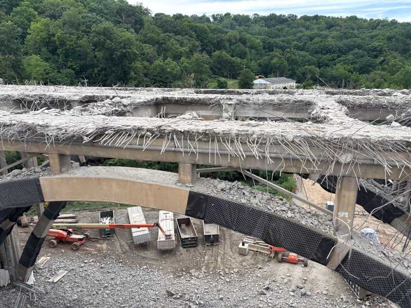 Parkway East closure underway for Commercial Street Bridge replacement ...
