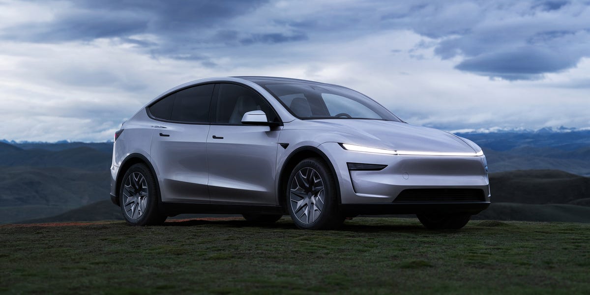 First look: Is the 2027 Tesla Model Y L the real Model X replacement?
