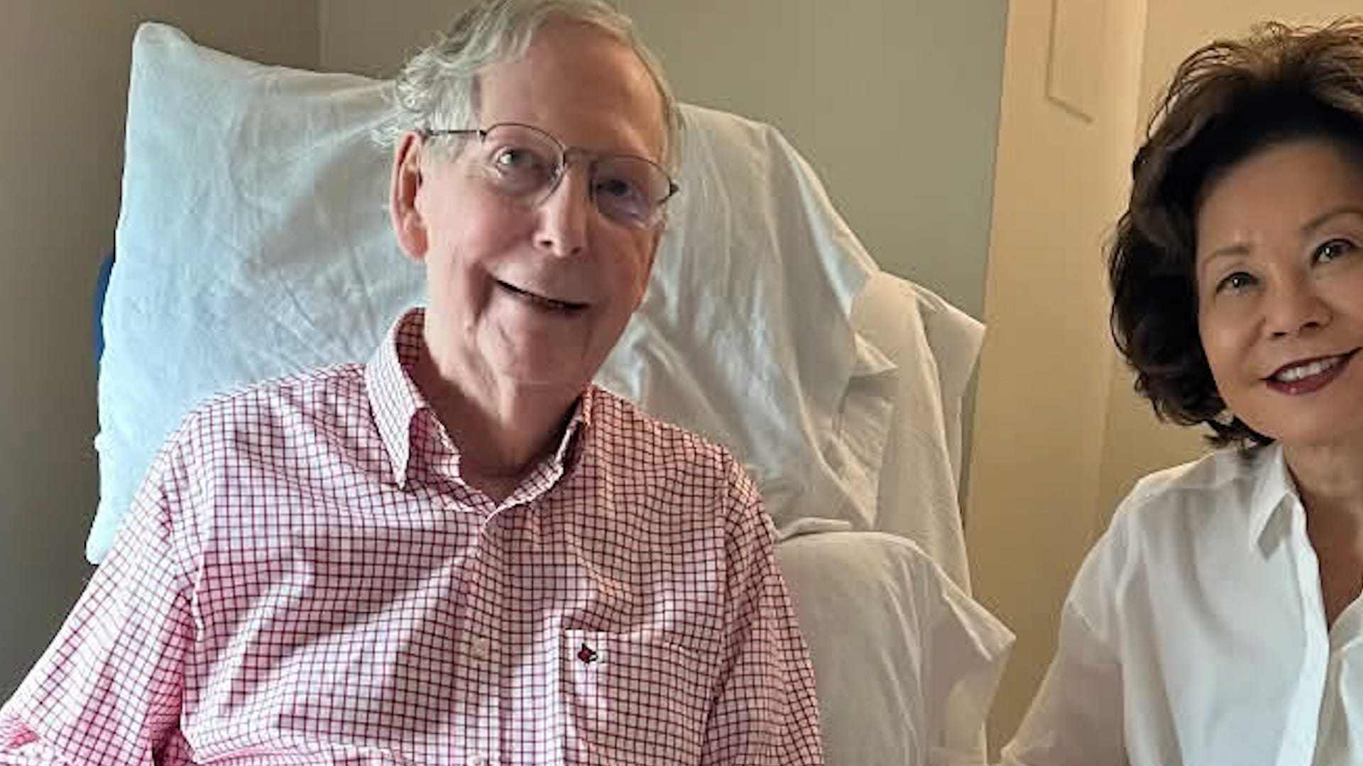 Mitch McConnell health speculation sparks debate among experts