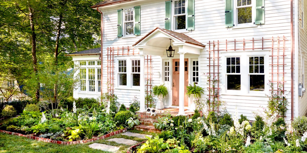 15 Garden Edging Ideas for a Neat Backyard