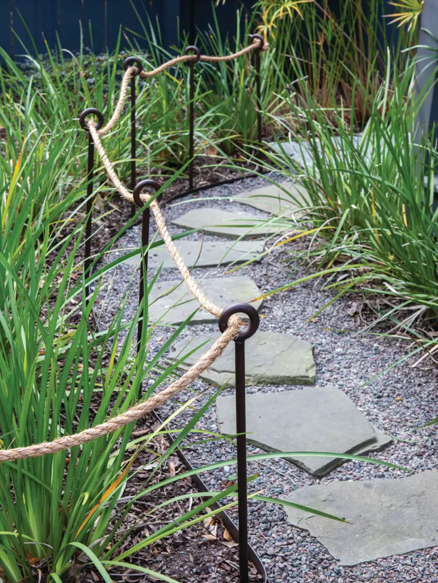 15 Pretty Garden Edging Ideas Landscape Designers Love
