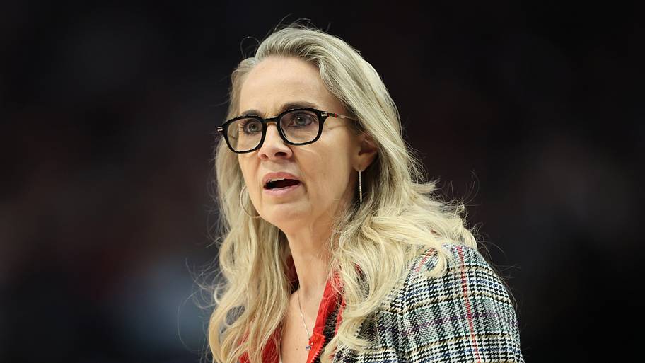 married dress becky hammon - Basketball Hall Becky Hammon Stridently Denies Pregnancy