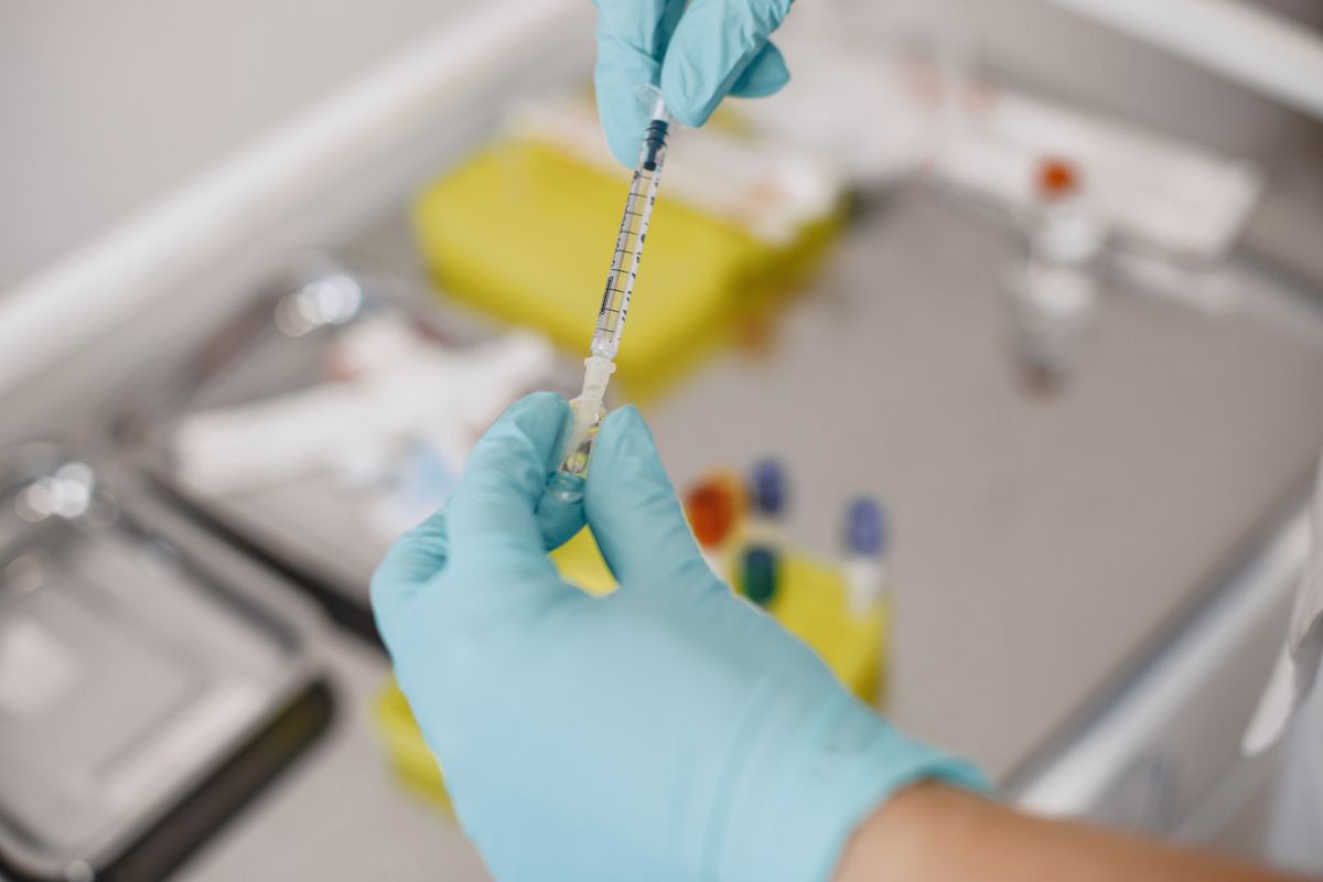 UK begins human trials of new Ebola vaccine in just 57 days as ...