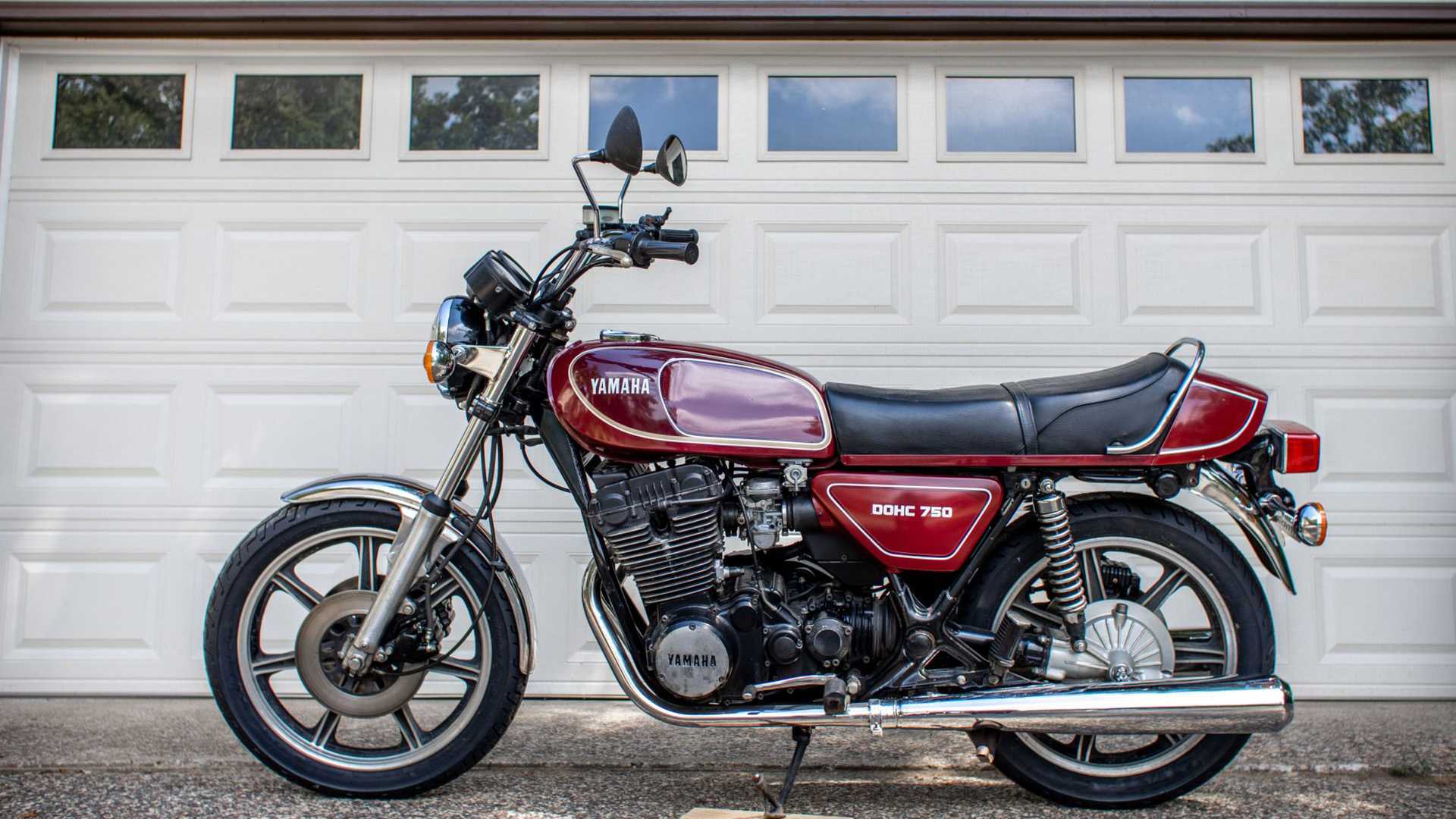 Yamaha XS750 profile