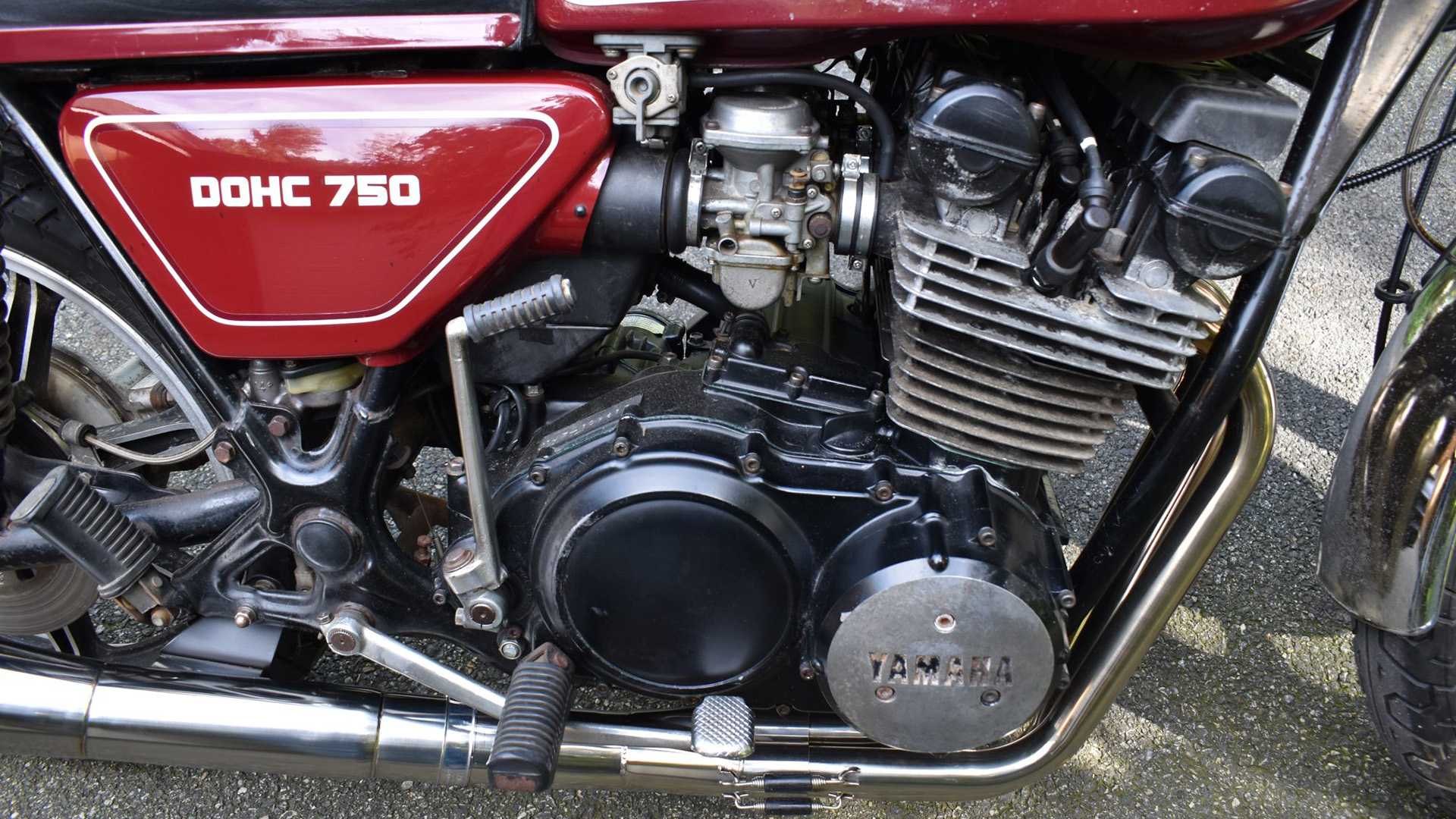 Yamaha XS750 engine