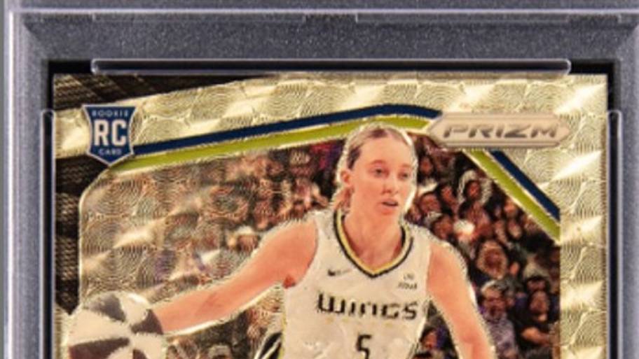 A one-of-one PSA 10 Panini Prizm Gold Vinyl Paige Bueckers rookie card #5