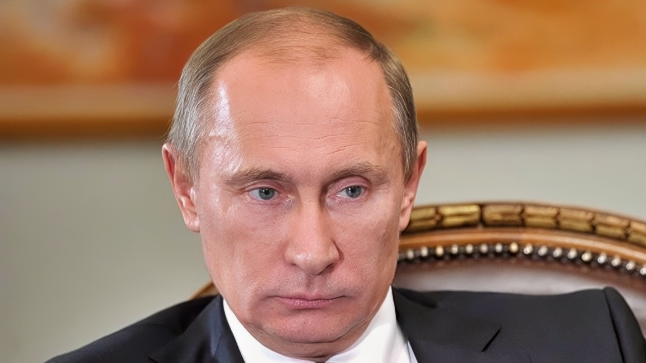 Russia — the Country Once Mocked as a ‘Gas Station’ — Is Now a Net Importer of Refined Fuel and Officially in Recession —