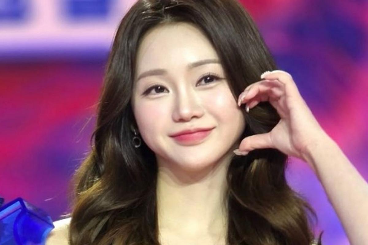홍지윤, 韓 떠난다… 트롯팬 '울컥'