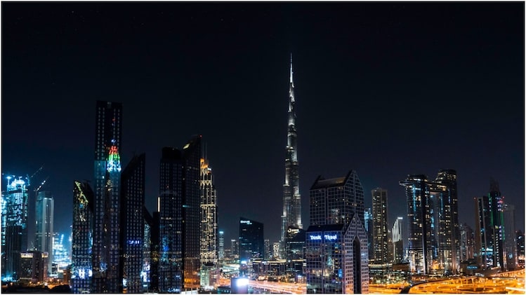 Dubai Real Estate Transactions Decrease by 16%—What’s Behind the Continued Growth in Home Prices?