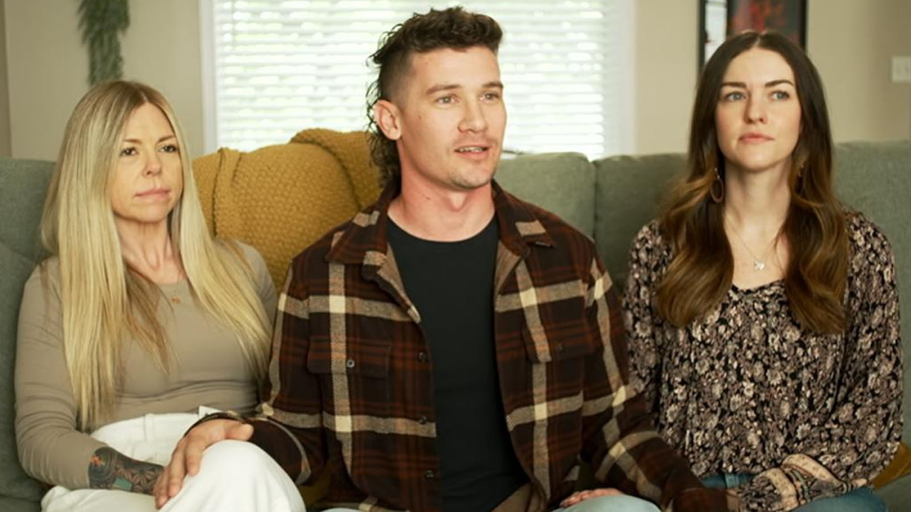 Throuple opens up about their polyamorous relationship
