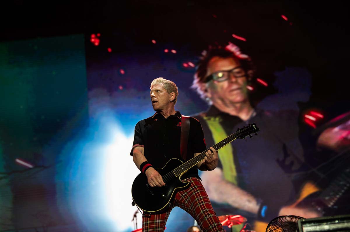 3 γενιές punk ενώθηκαν στην Πλατεία Νερού