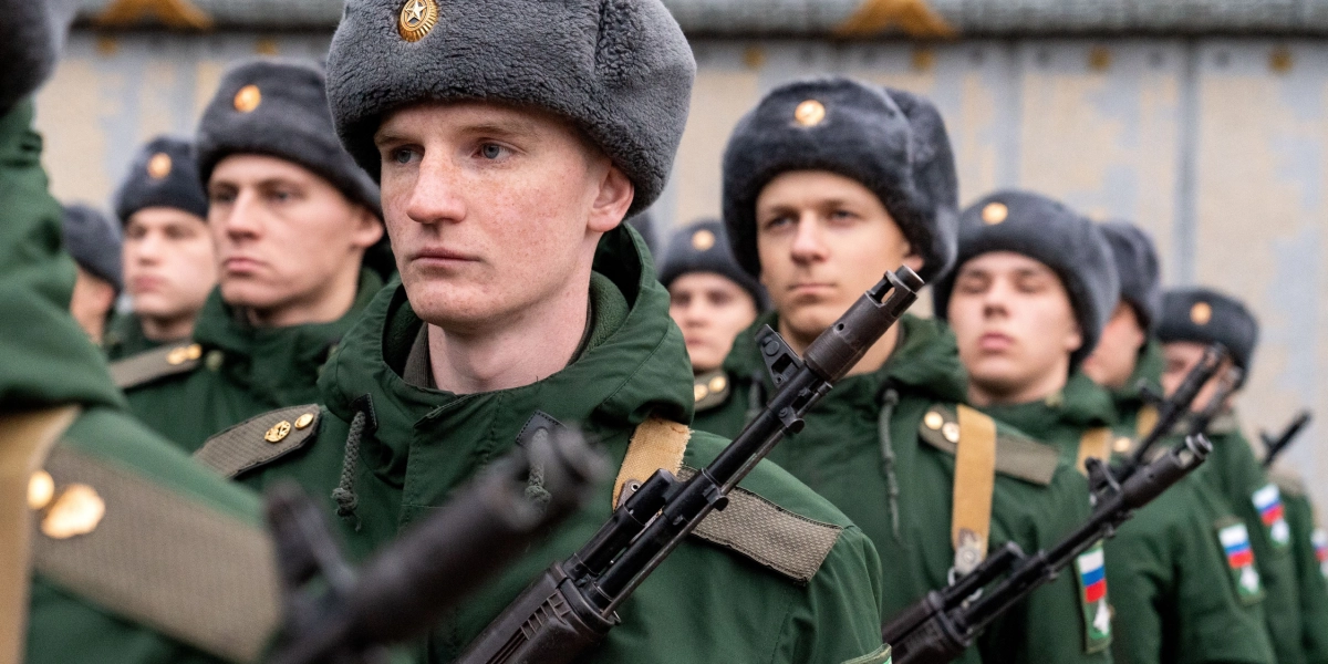 Mobilization fears explode as Russia sets target to draft 120,000 ...