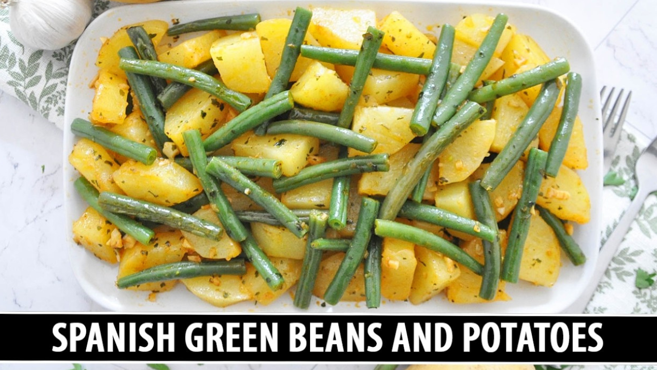Spanish green beans and potatoes: A classic traditional recipe
