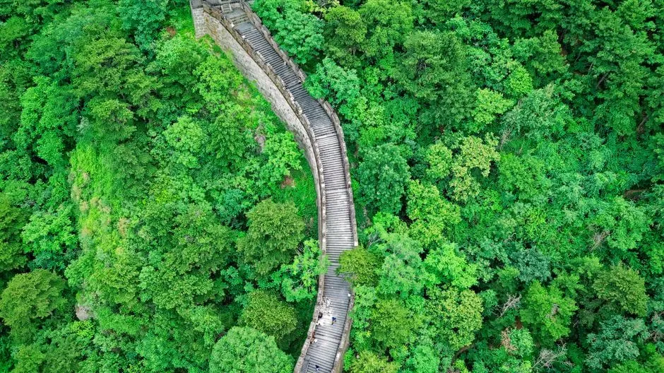 3. The Great Wall of China can be seen from space (Image Credits: Pexels)