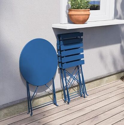 Feeling Squeezed? Transform Your Tiny Garden With Simple DIY Upgrades