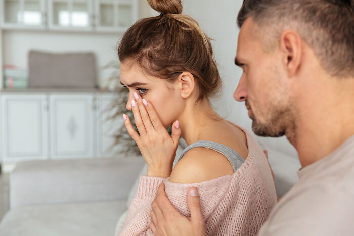 42 People Discuss Whether Or Not They Regret Their Age-Gap Relationships