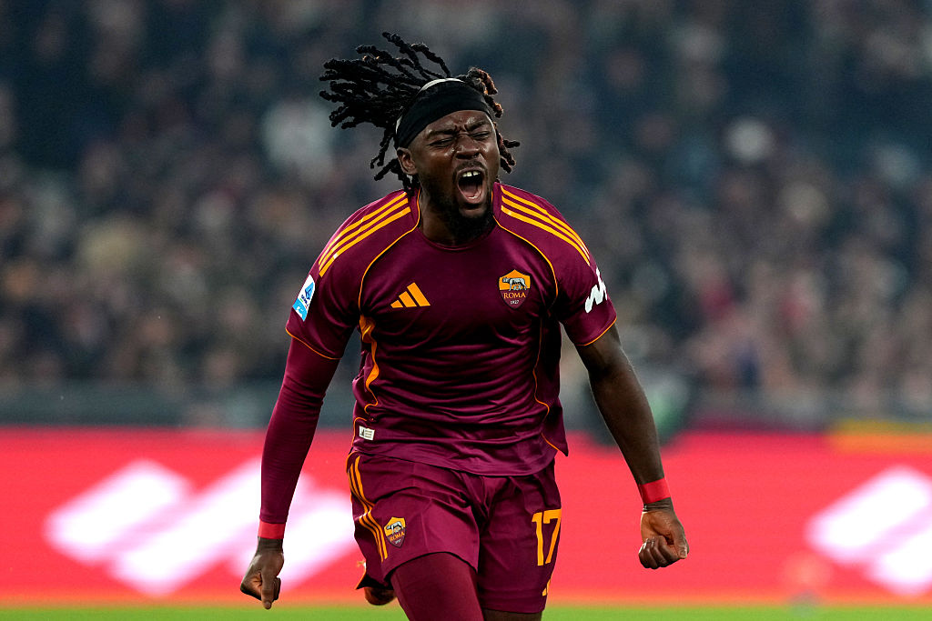 Manu Kone of AS Roma celebrates after scoring the goal of 2-