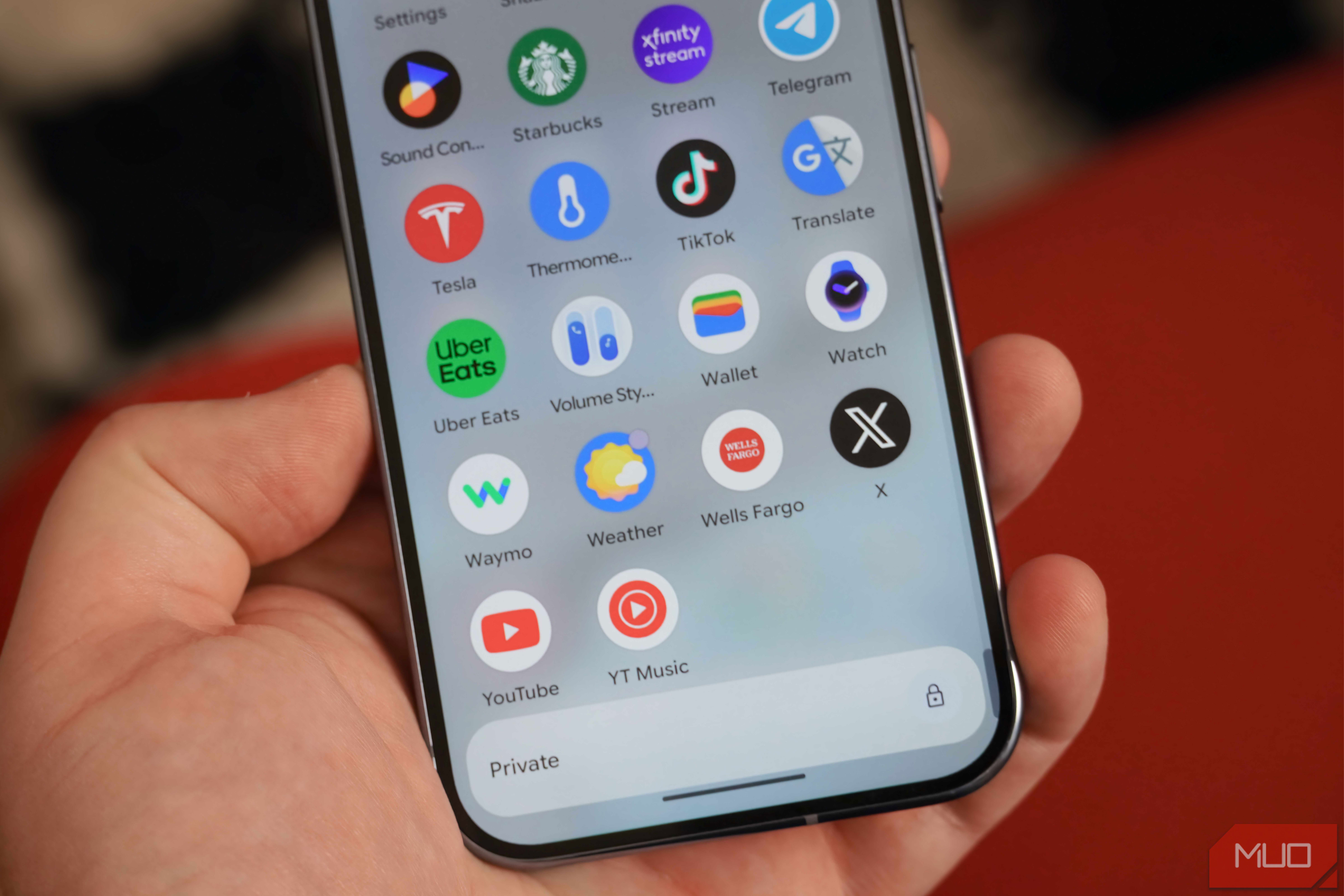Your banking apps shouldn’t live on your main phone screen — here's the five-minute fix