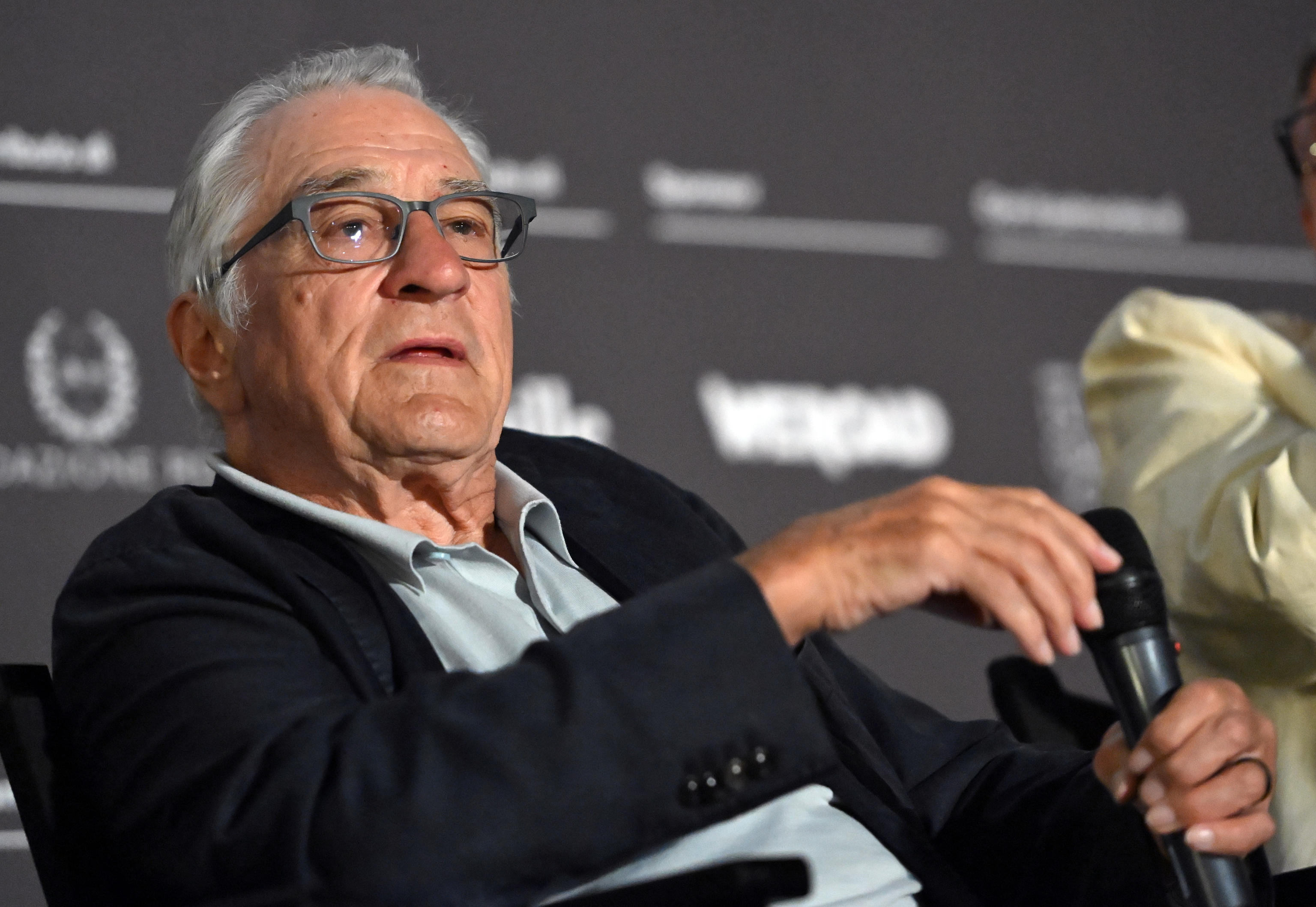 Robert De Niro presents restored version of Bertolucci classic '1900'