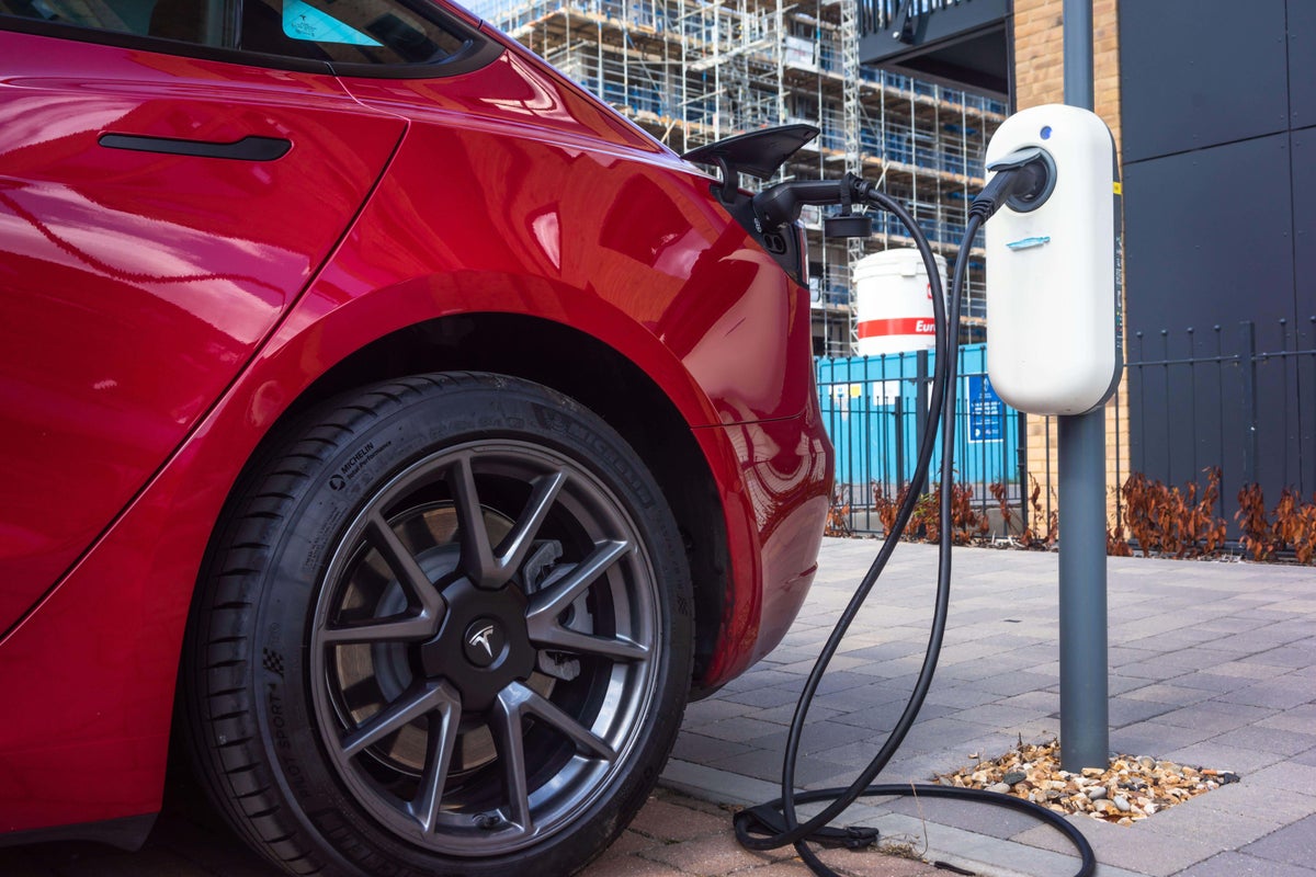 UK confirms pay-per-mile tax start date for electric vehicles