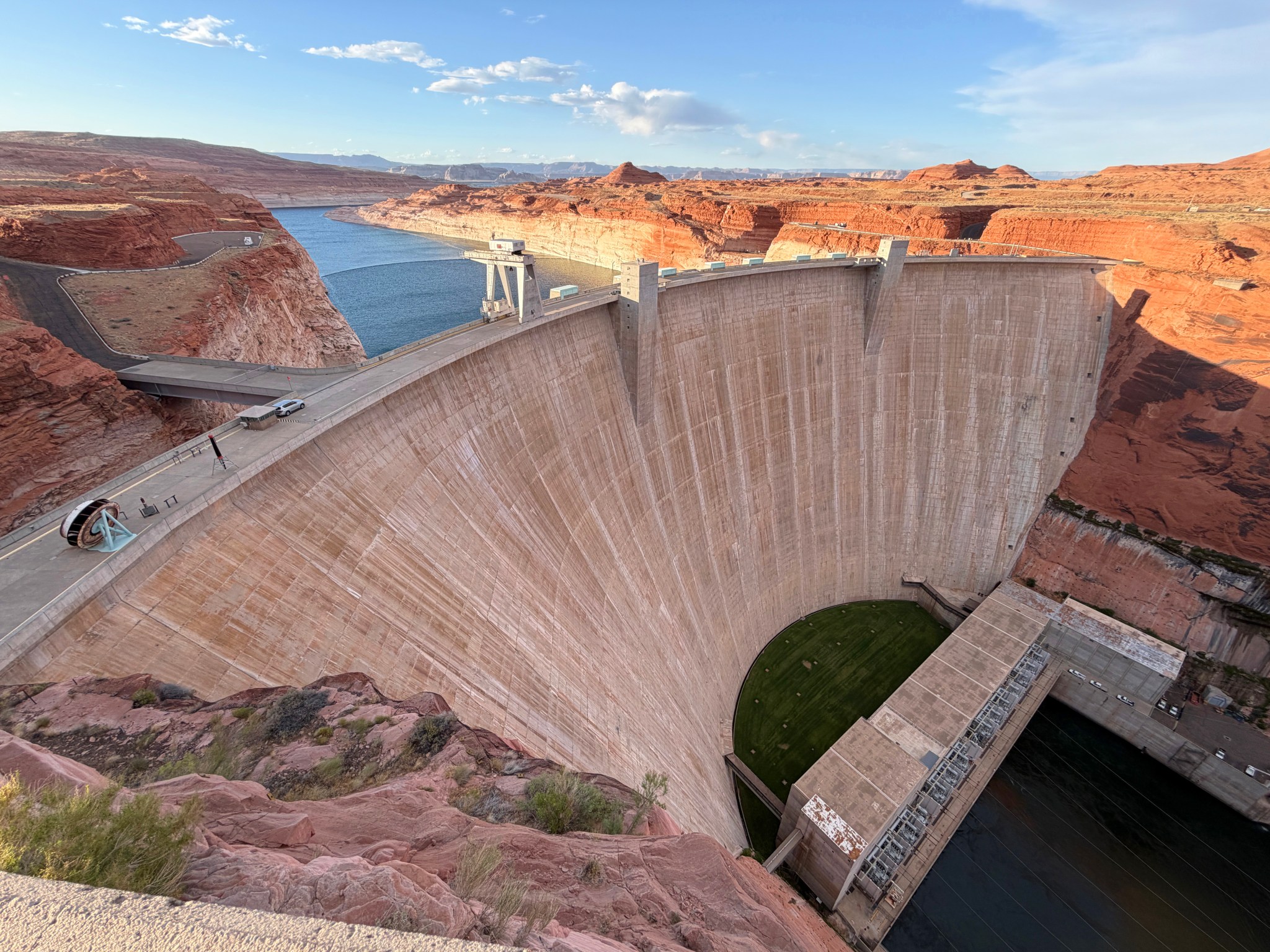The Glen Canyon Dam That Forms Lake Powell