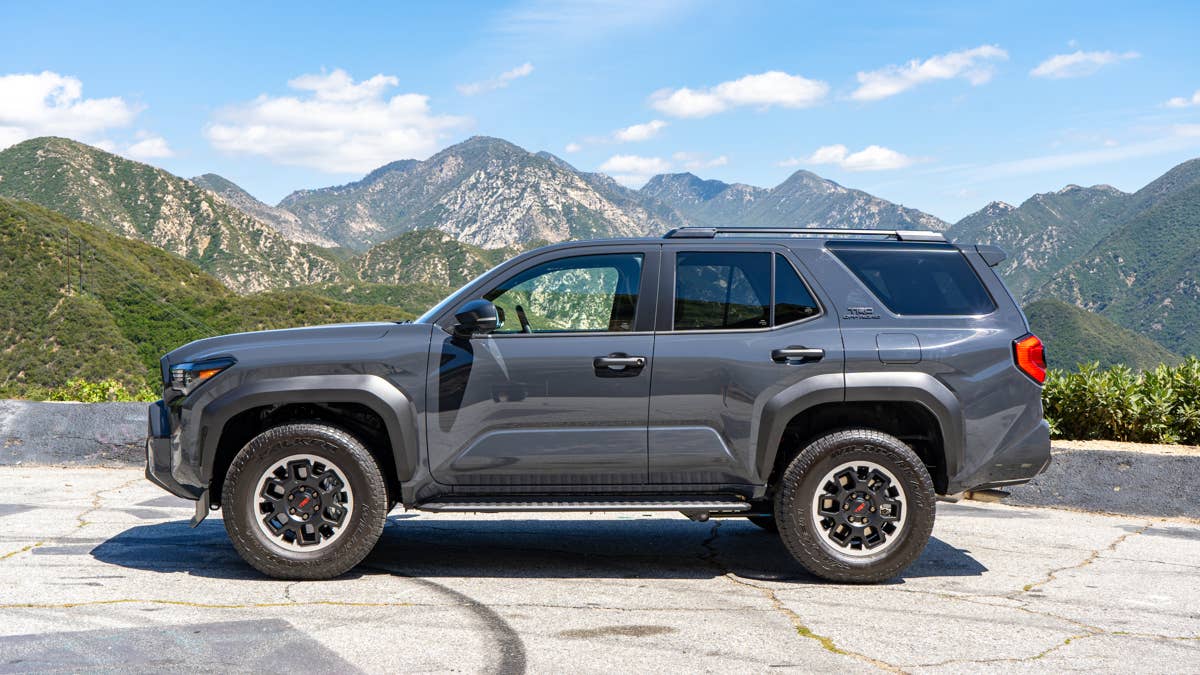 2026-toyota-4runner-trd-off-road-13