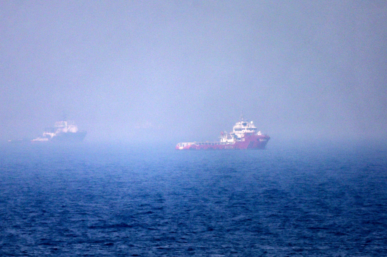 US reimposes Iranian blockade as Trump scraps Hormuz toll