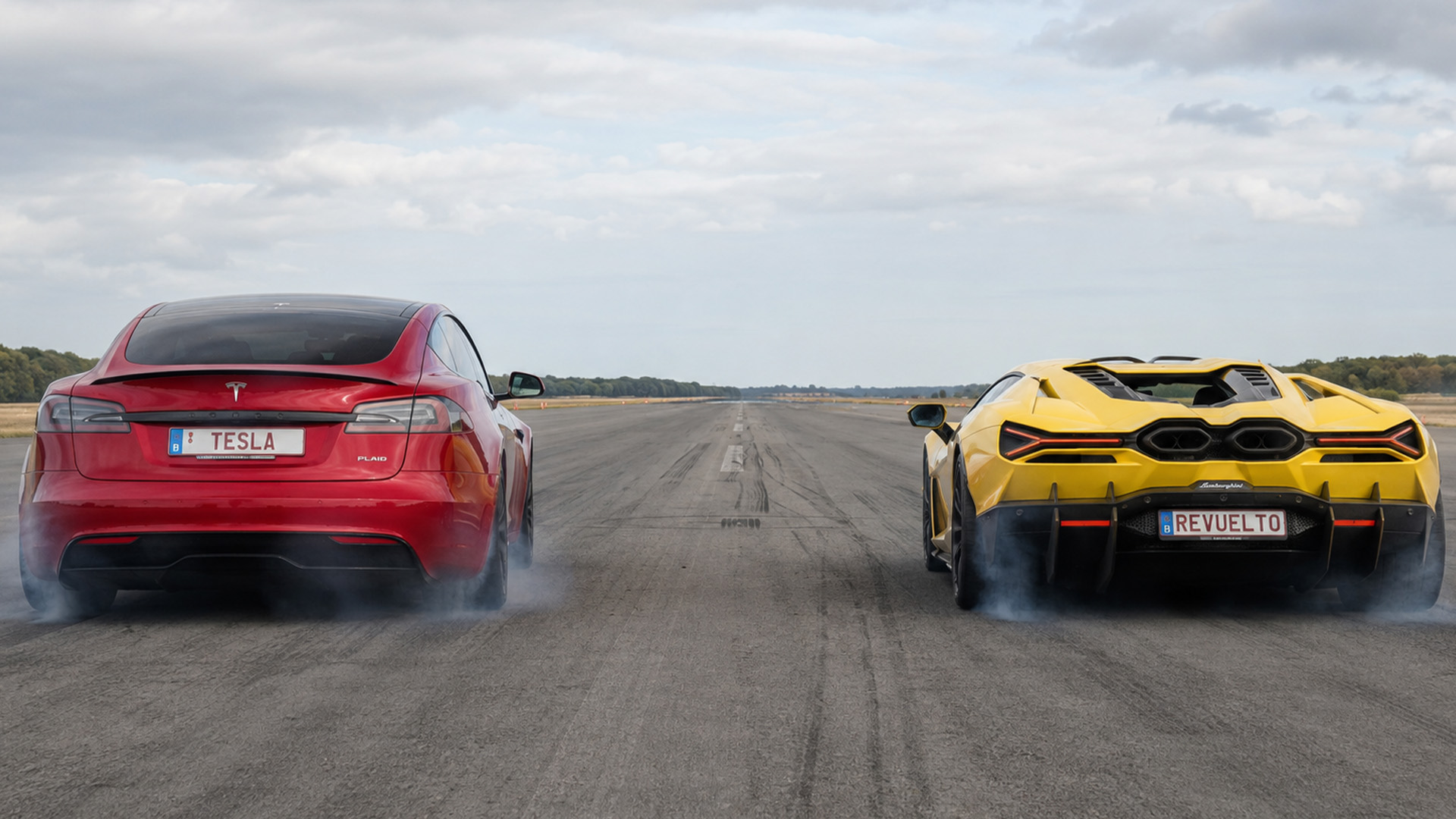 Revuelto and Plaid track pack battle in drag race