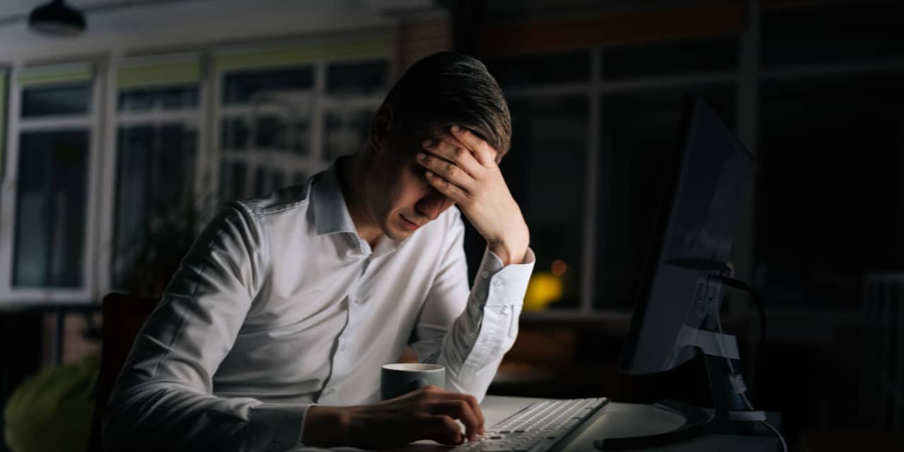 ‘They are relentless': A scammer is trying to change the email on my empty Robinhood account. What do they have to gain?