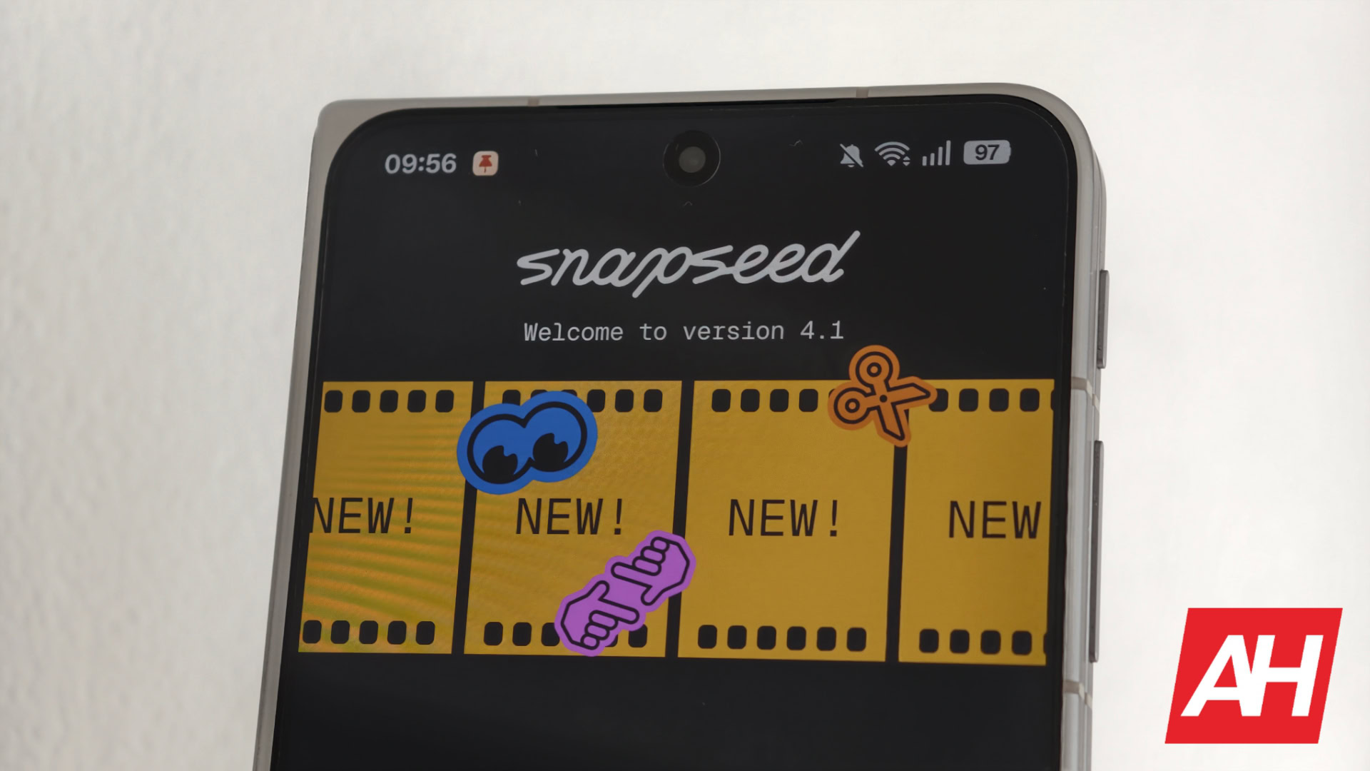 Snapseed appears to be building its own magic eraser, and it could work ...