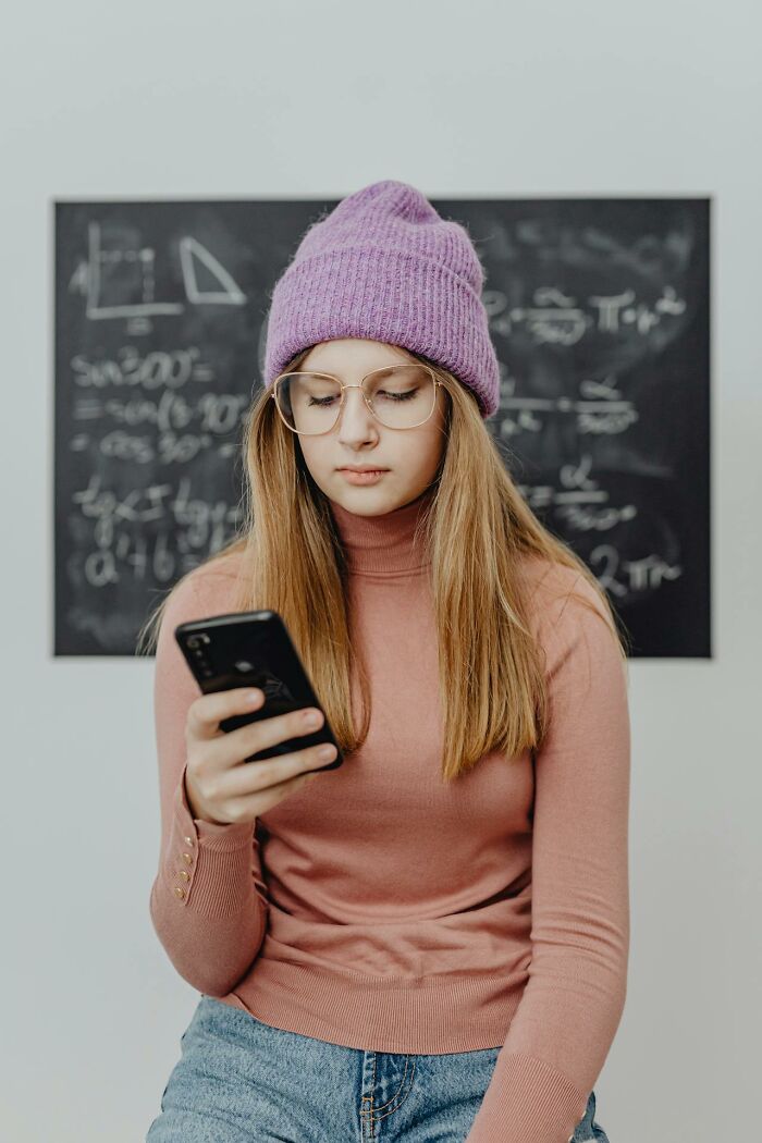 Middle Class Is Over: 40 People Share Things Young Gen Zers Aren’t Ready To Hear