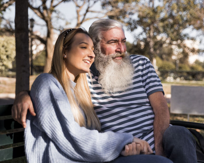42 People Discuss Whether Or Not They Regret Their Age-Gap Relationships