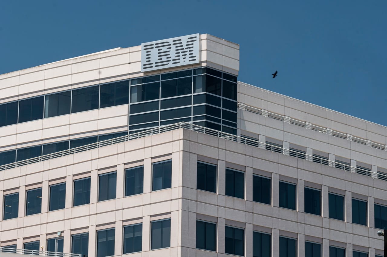 The detail in IBM’s earnings pre-announcement that has the stock headed ...