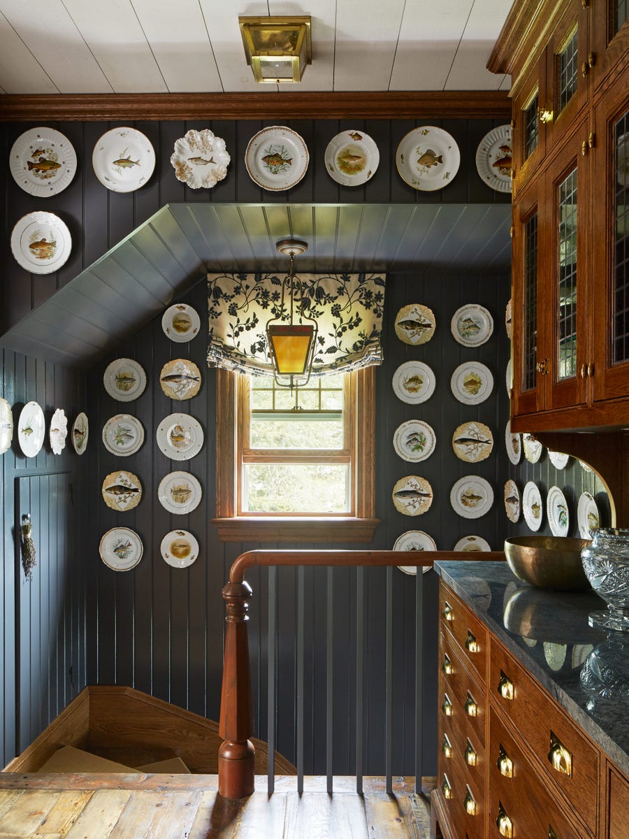 Wall of Fish Plates.jpg