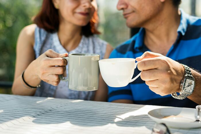 42 People Discuss Whether Or Not They Regret Their Age-Gap Relationships