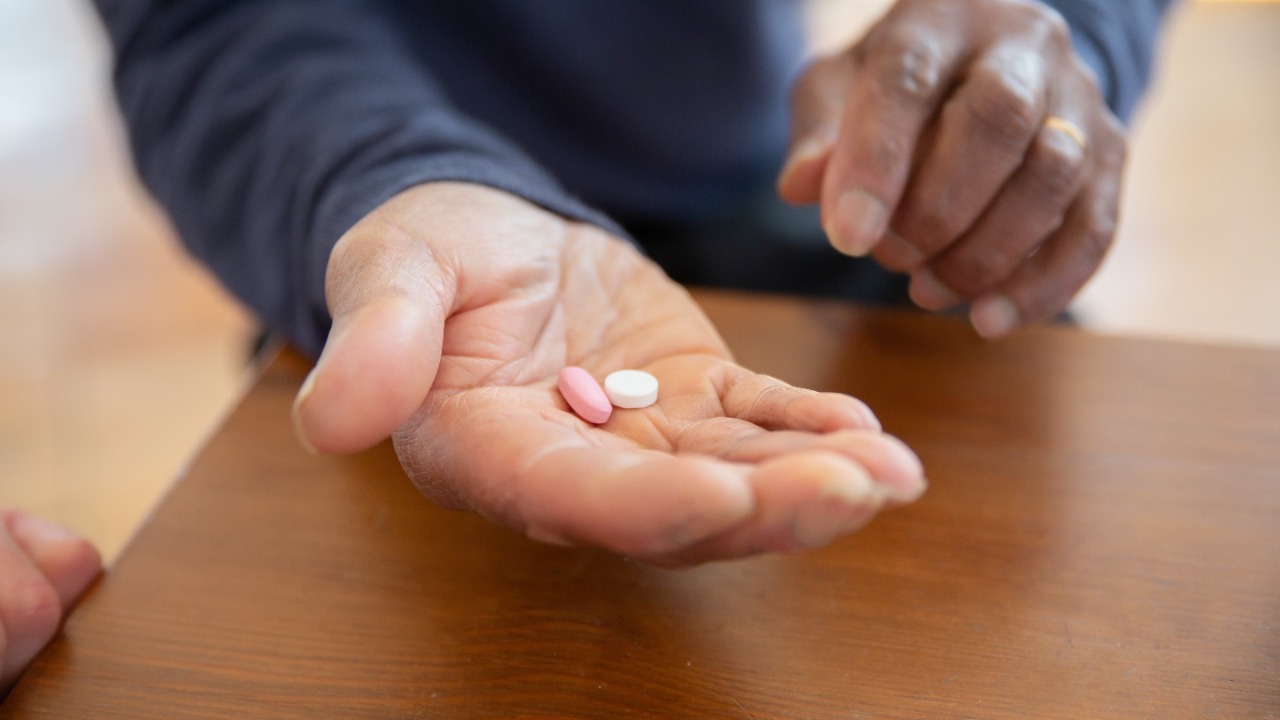A common blood-pressure pill mixed with a routine antibiotic can ...