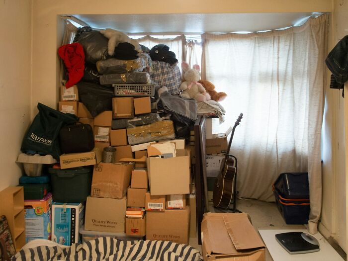 49 People Who Immediately Regretted Accepting An Invitation To Someone’s House