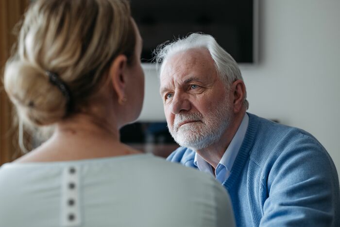 42 People Discuss Whether Or Not They Regret Their Age-Gap Relationships