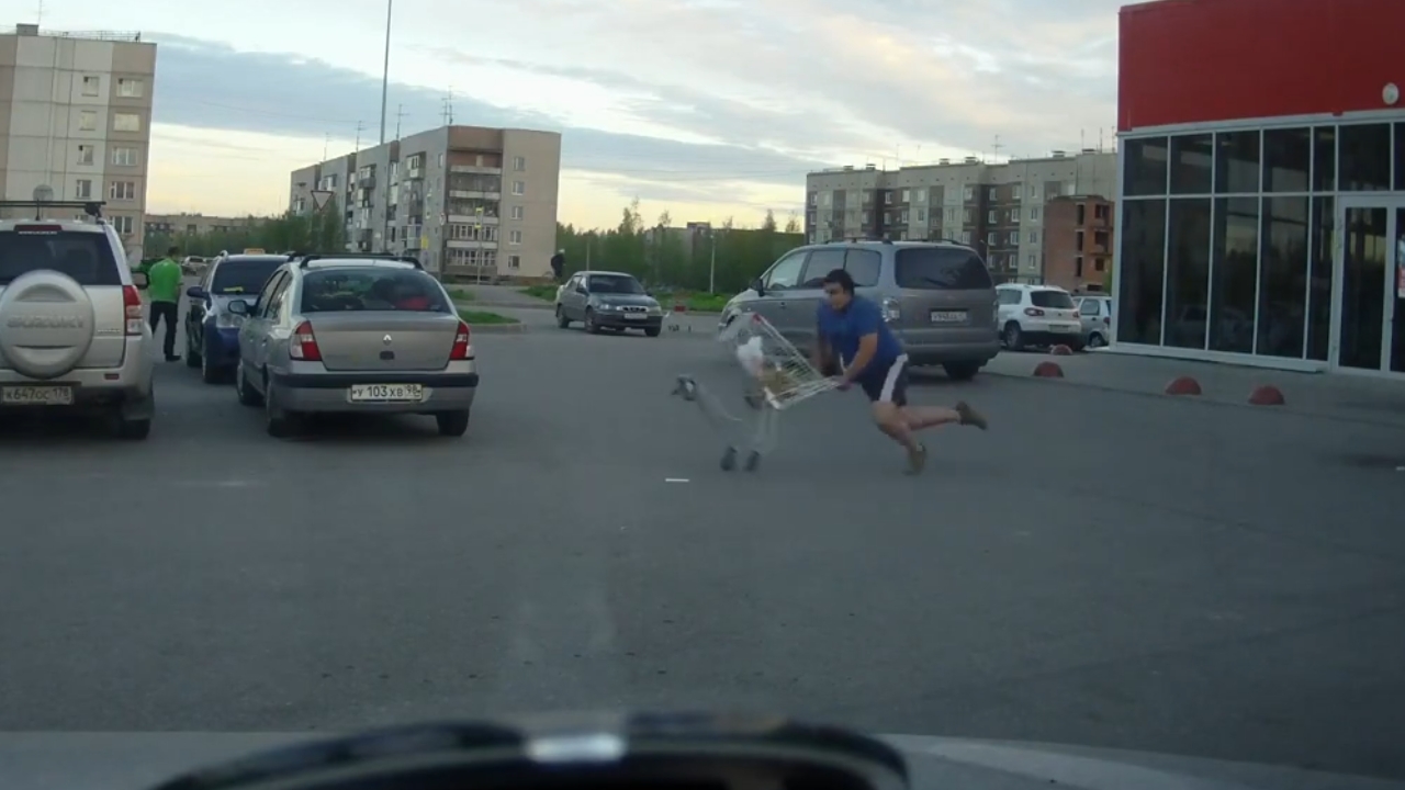 Man takes grocery cart ride, ends up smashing groceries in the process