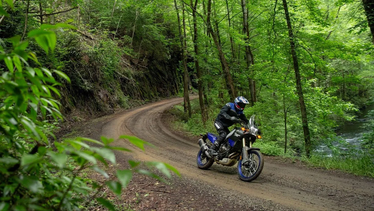 Motorcycle Cornering Tips and Techniques